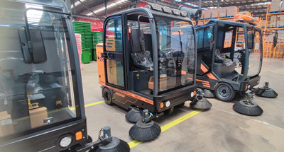 榮事達(dá)駕駛式掃地車 榮事達(dá)駕駛式掃地車.jpg